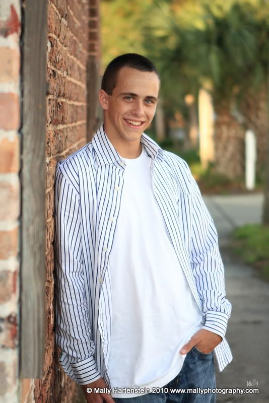 Pensacola senior Portrait photographer,Gulf Breeze High School,Pensacola beach,Senior Portraits,Navarre High