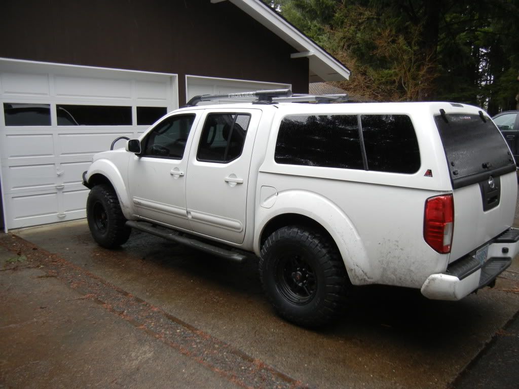 2007 Nissan frontier canopy #2