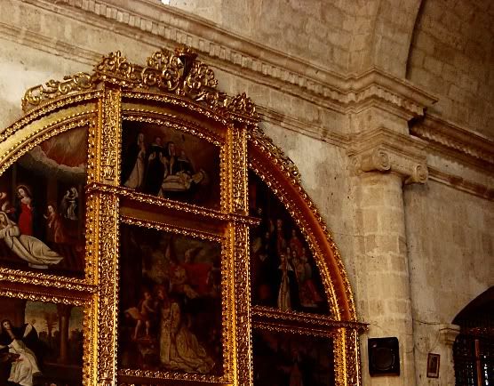 Retablo/Marco de Pinturas de la Escuela Cuzqueña acerca de la Vida de santa Rosa del Templo del Monasterio de Santa Rosa de Lima en Arequipa