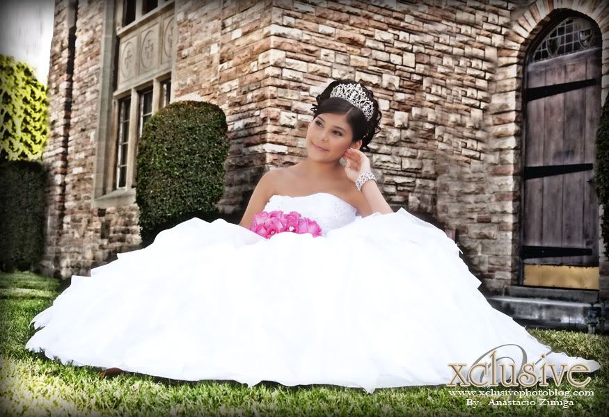 Quinceanera Photographer in La Puente, South Gate, Los Angeles, Covina