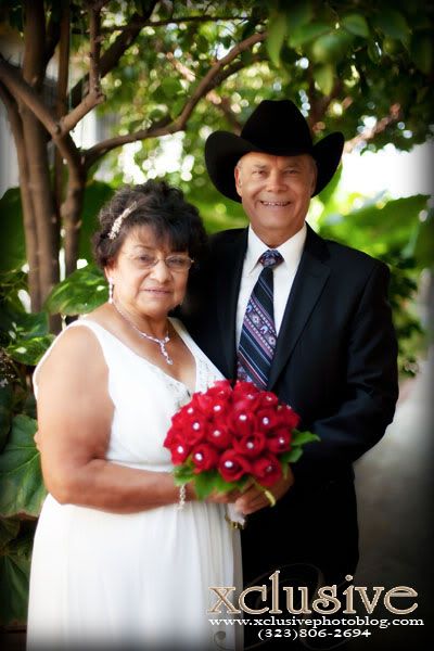 Wedding photographer in Glendale, Los Angeles, Riverside, Perris,