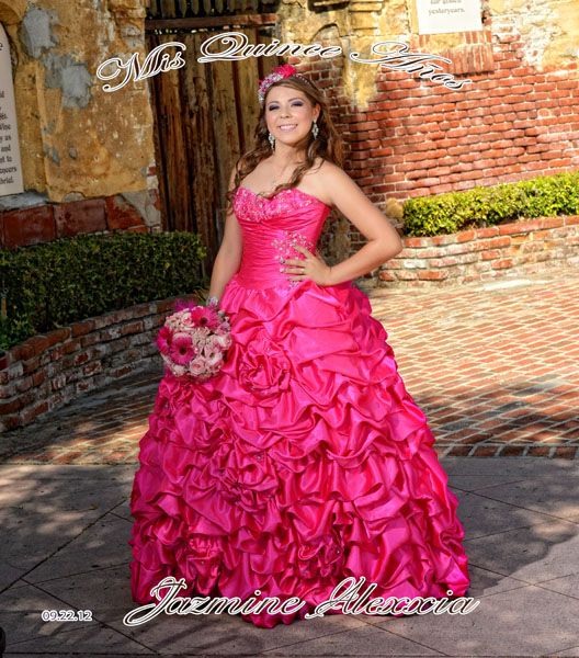 Album Digital de Quinceanera En El Monte, Fotografia profesional de Quinceanera en Los Angeles, La Puente, Covina