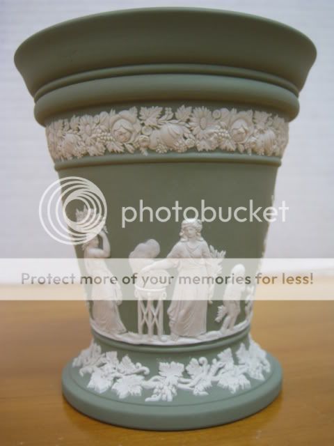 Flower Pot Vase with Frog Top!